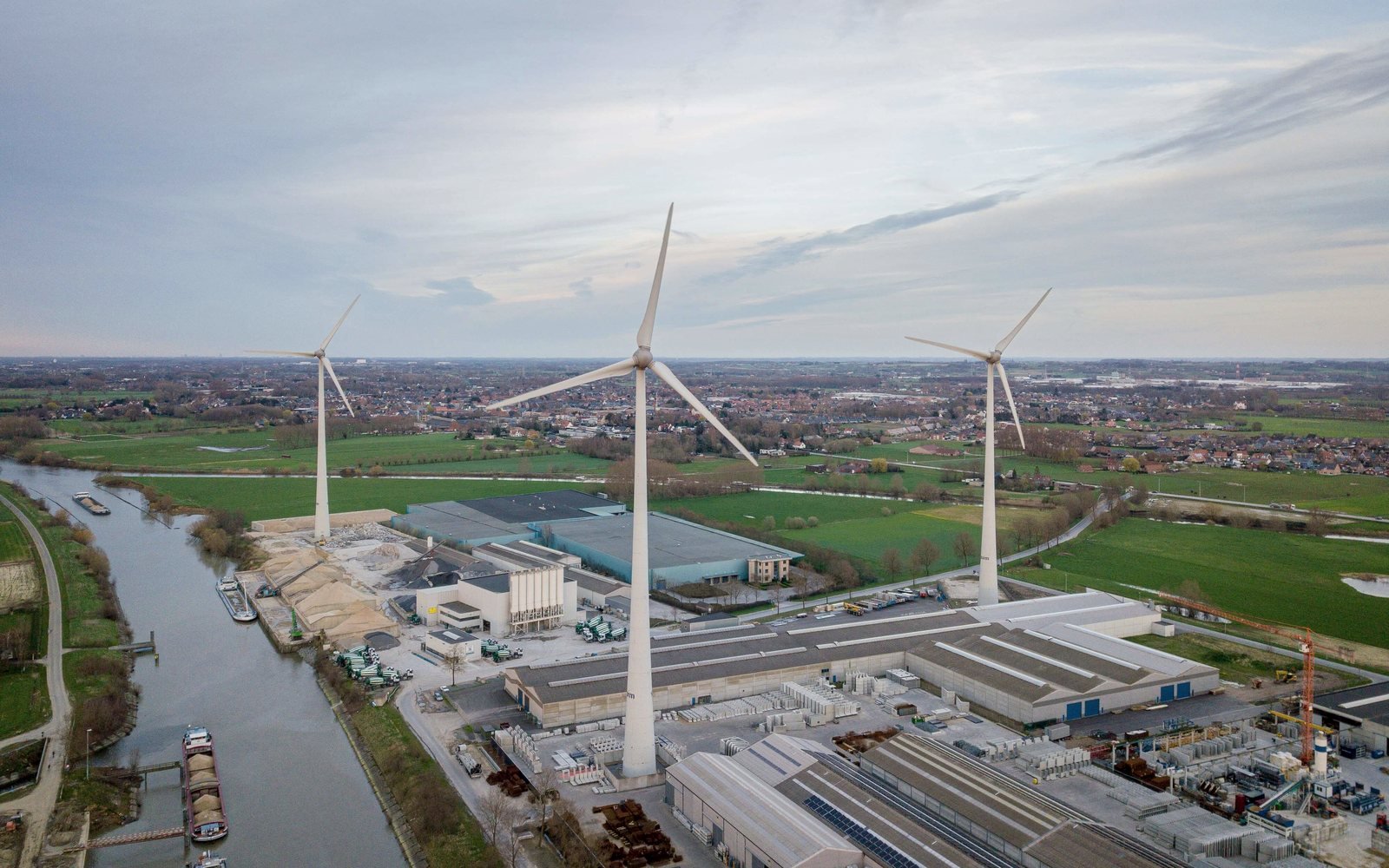Wind energy infrastructure in Wielsbeke, Belgium